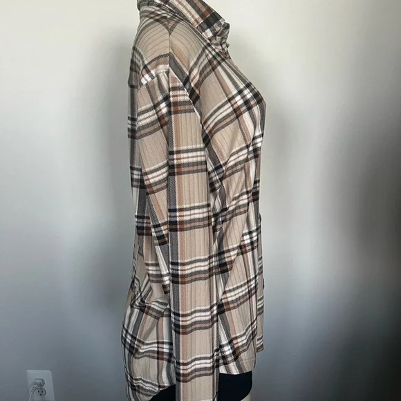 Plaid Button-Up Shirt - Picture 2 of 4